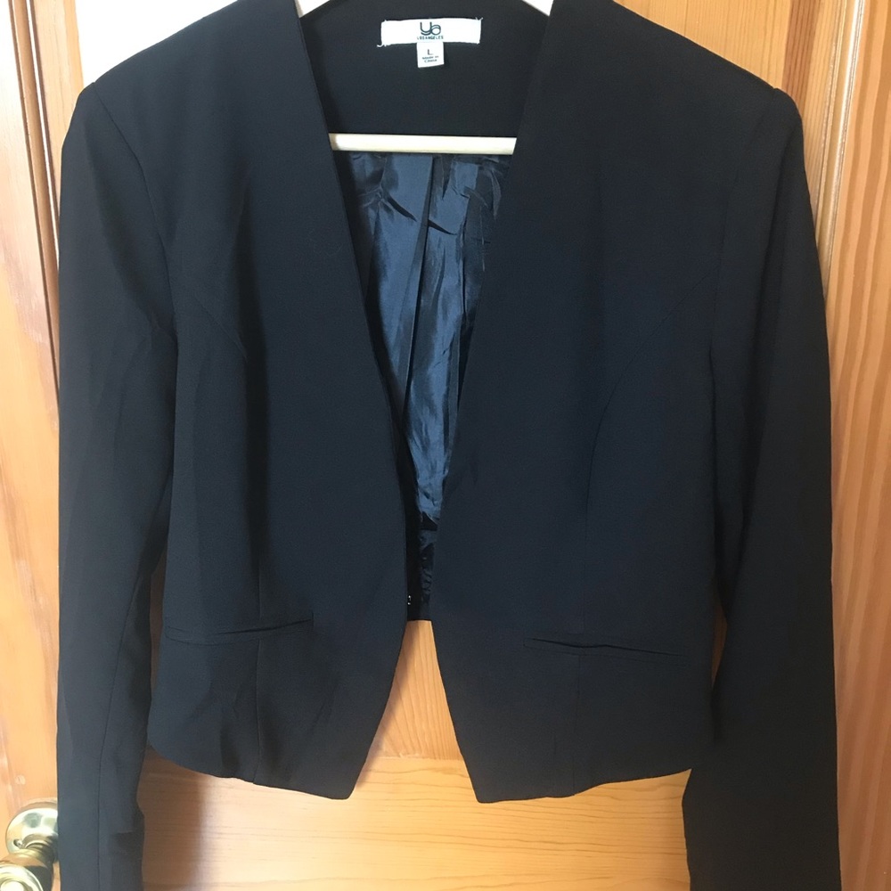 YA Los Angeles Cropped Black Blazer, Size L